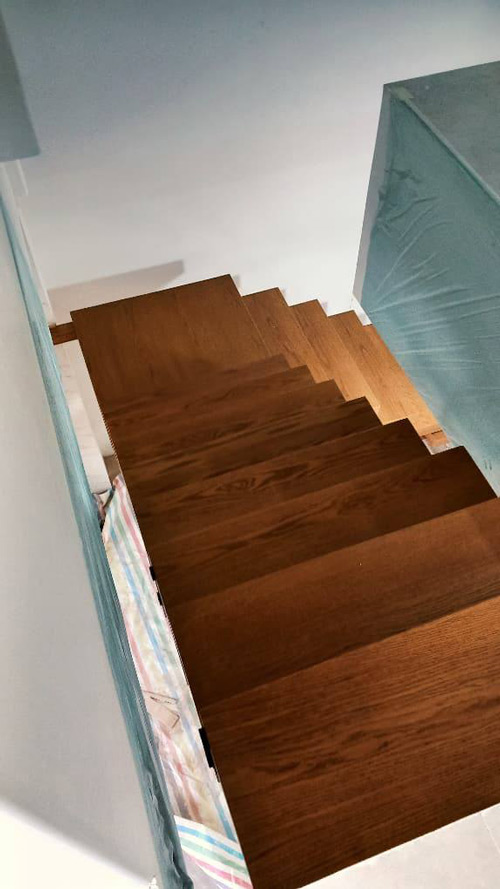 راه پله چوبی